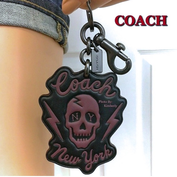 Coach Skull Keychain Black Bag Backpack Charm NWT - Picture 1 of 6